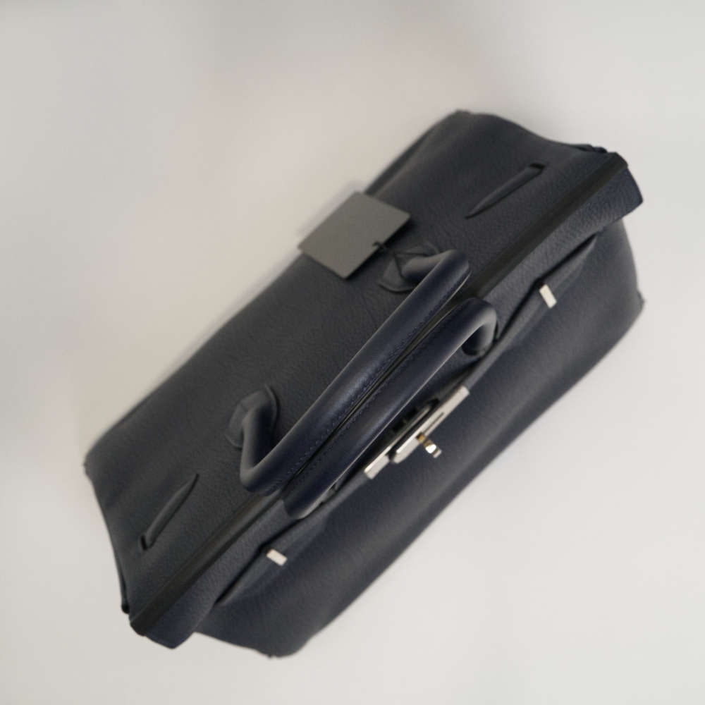 HERMES-BIRKIN-30-BLEUNUIT-TOGO-8447 topdown.jpg