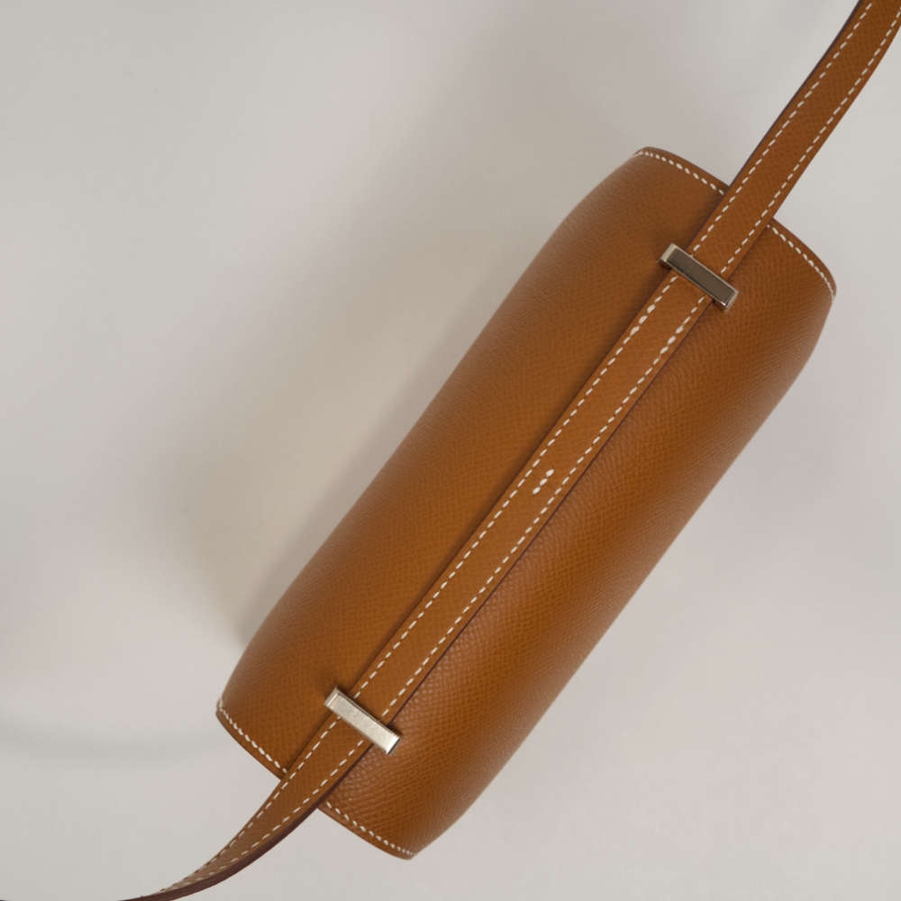 HERMES-CONSTANCEMIRROR-18-GOLD-EPSOM-8422 topdown.jpg