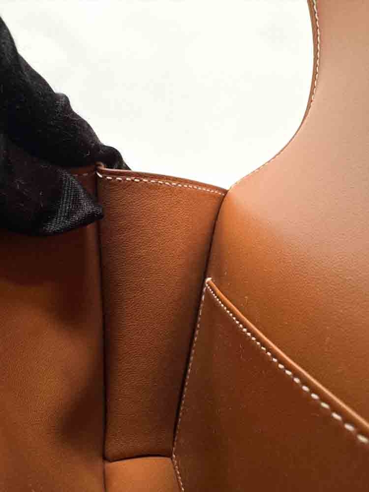 HERMES-CONSTANCEMIRROR-18-GOLD-EPSOM-IMG_9162.jpg