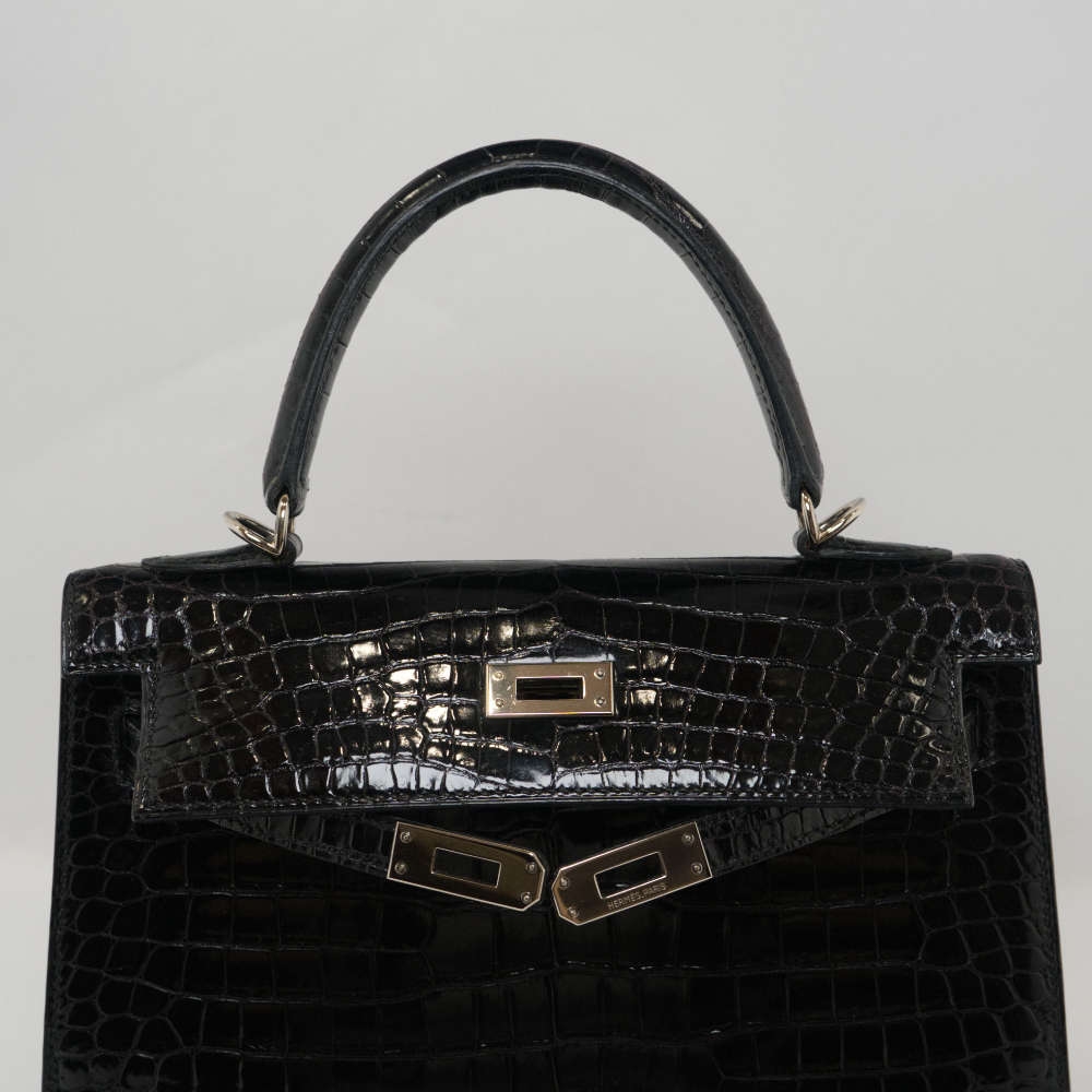 HERMES-KELLYSELLIER-25-BLACK-POROSUSCROCODILE-8399 flap.jpg