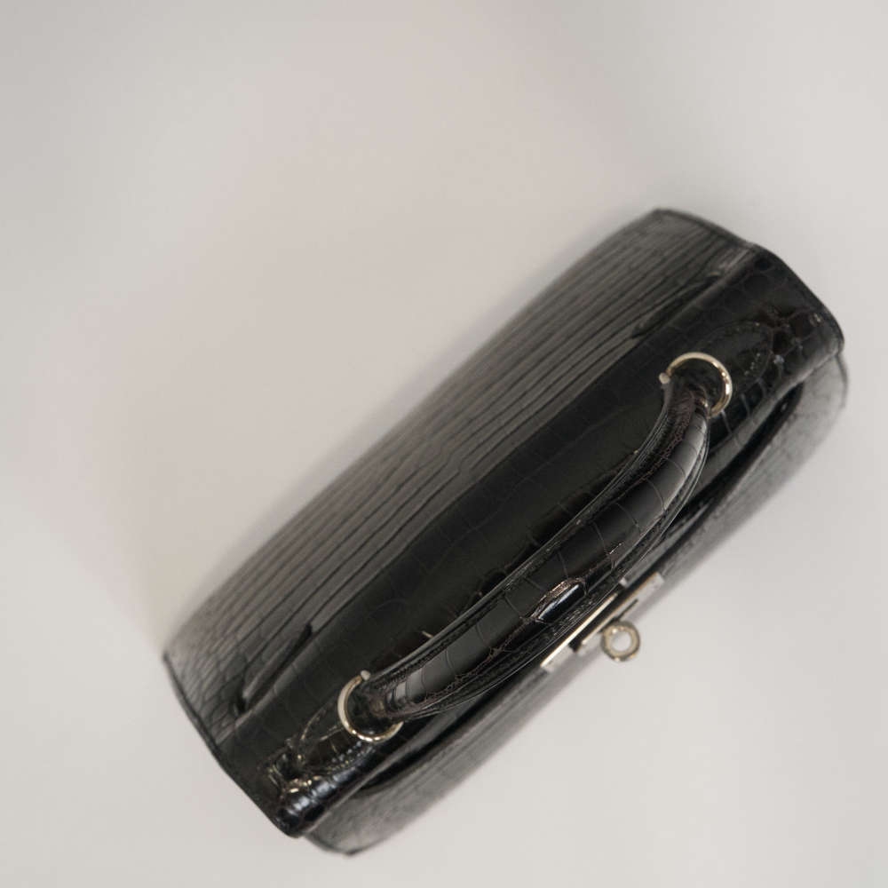 HERMES-KELLYSELLIER-25-BLACK-POROSUSCROCODILE-8399 topdown.jpg