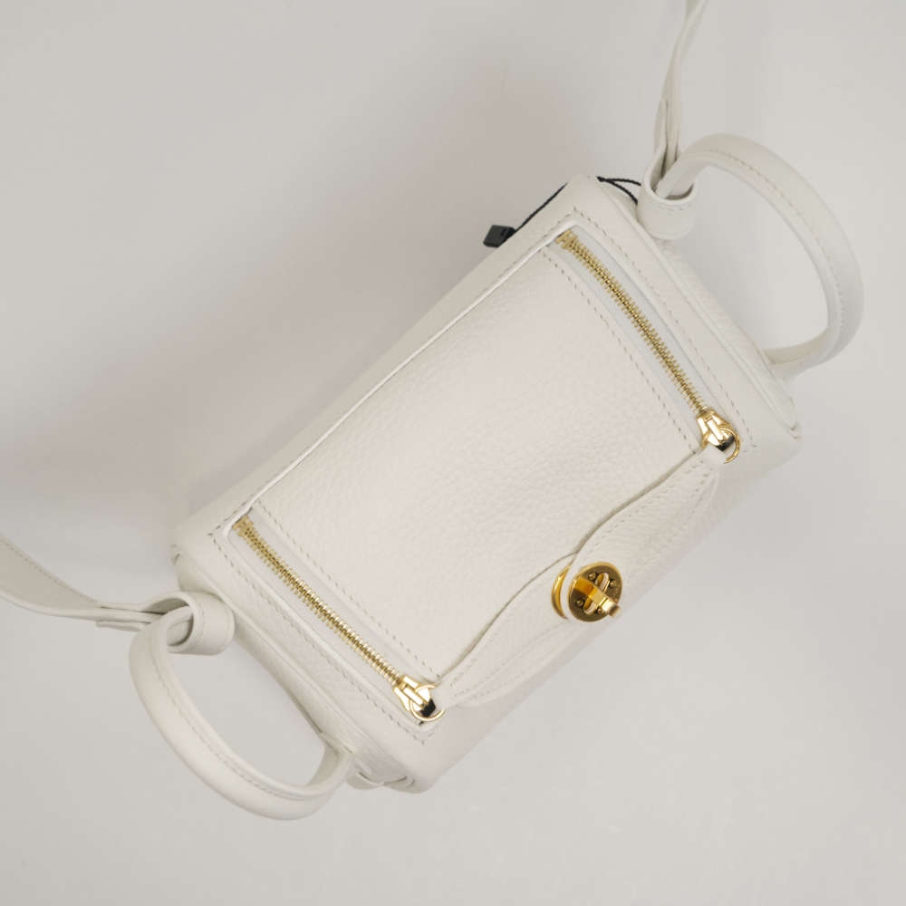 HERMES-LINDY-MINI-NEWWHITE-CLEMENCE-8427 topdown.jpg