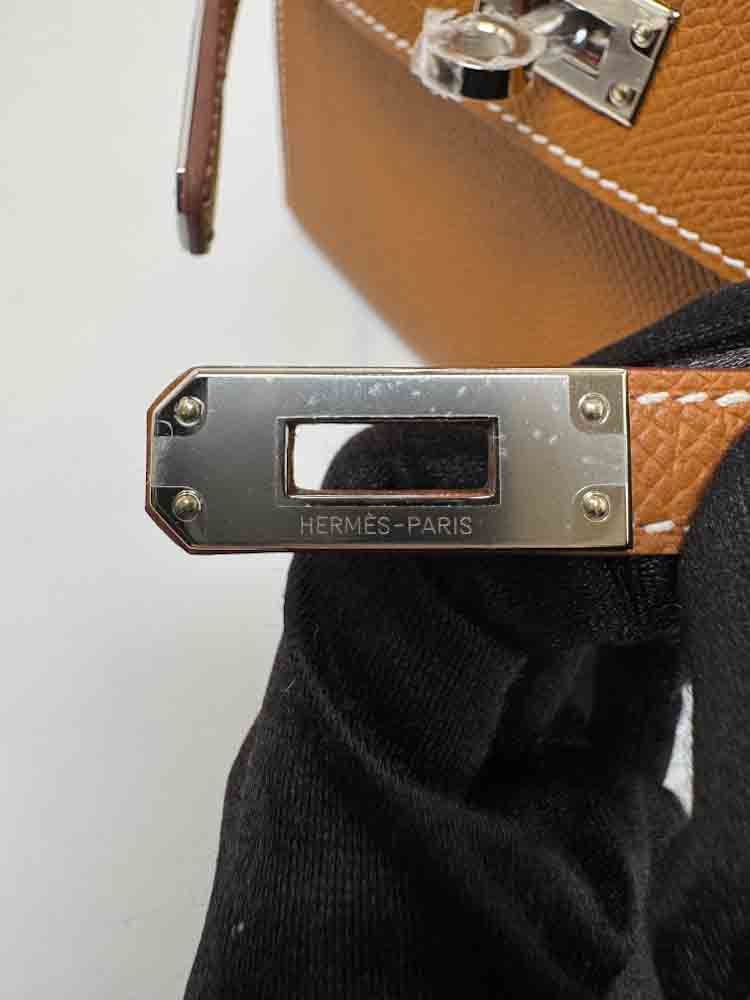 HERMES-MINIKELLY-MINI-GOLD-EPSOM-IMG_9919.jpg