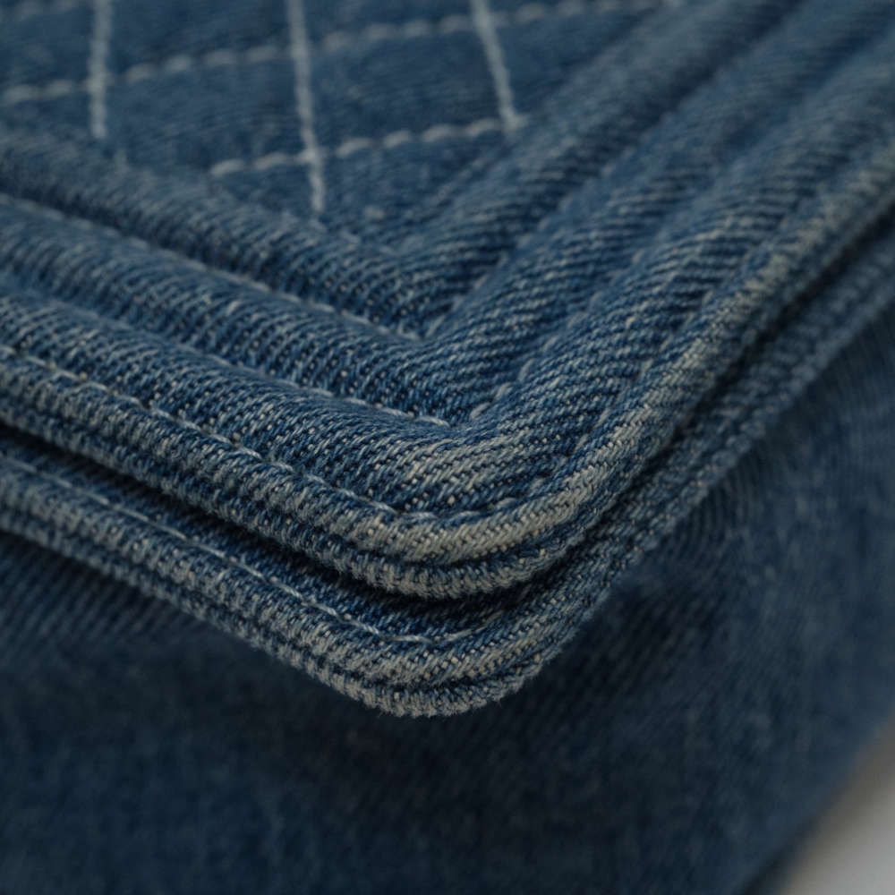 CHANEL-BOYCHANEL-LARGE-BLUE-DENIM-8492 corner2.jpg