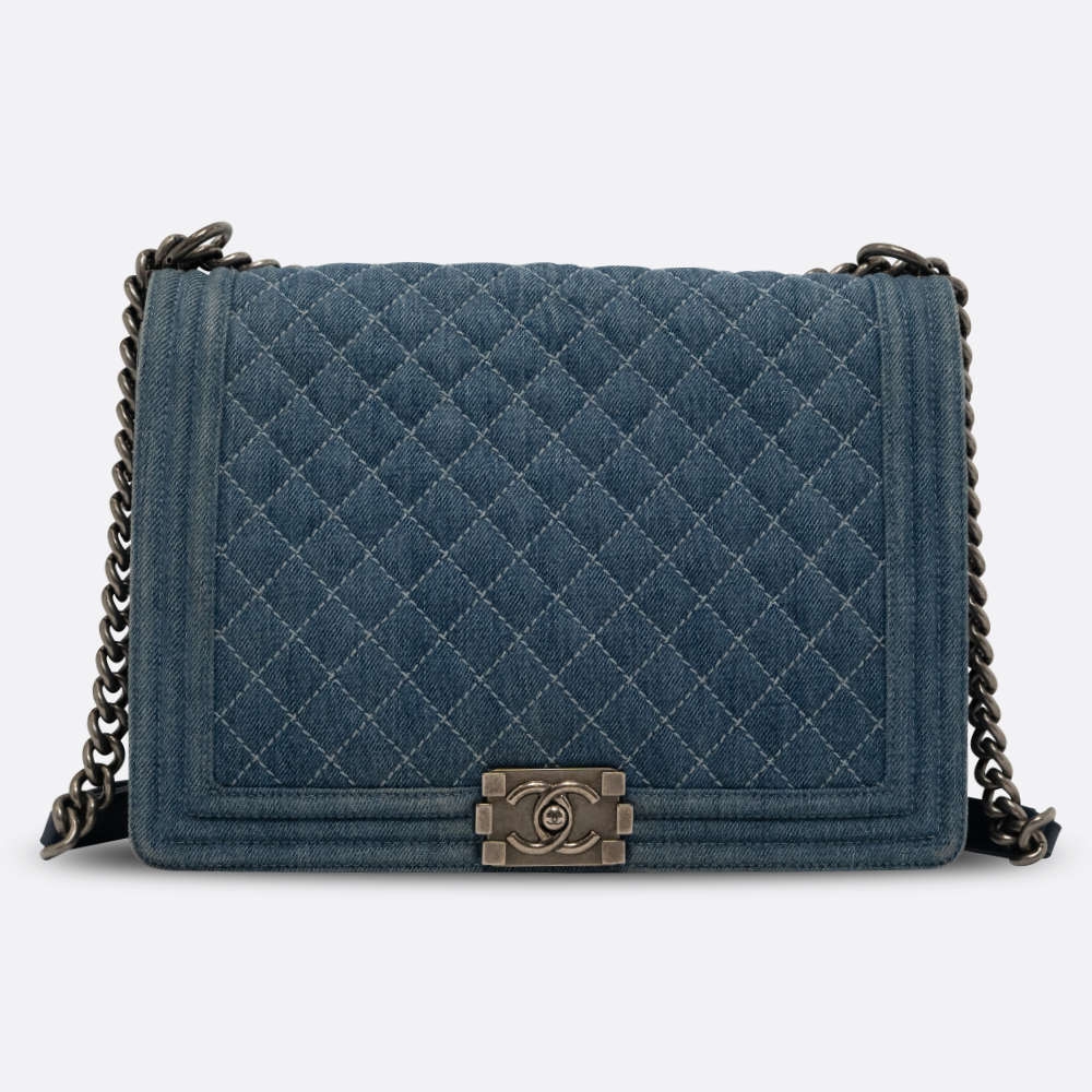 CHANEL-BOYCHANEL-LARGE-BLUE-DENIM-8492 front.jpg