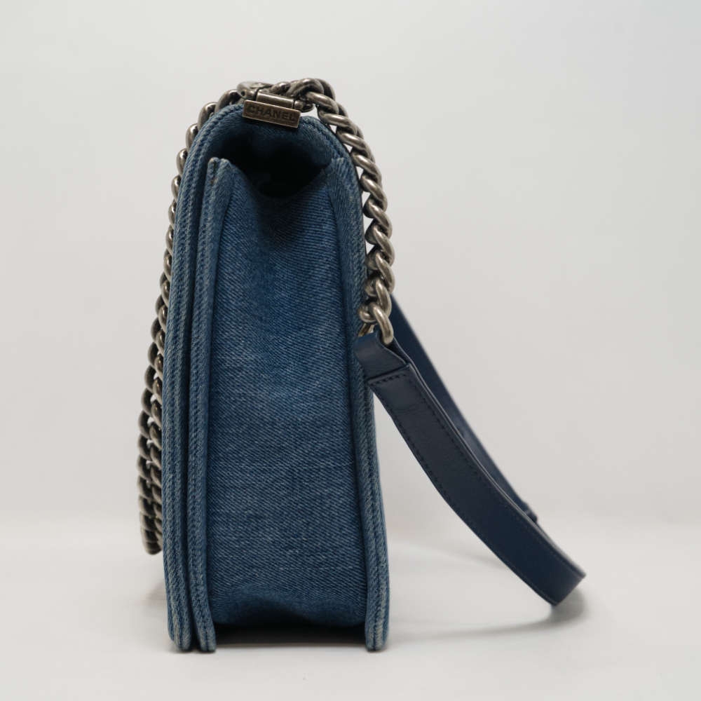 CHANEL-BOYCHANEL-LARGE-BLUE-DENIM-8492 side.jpg