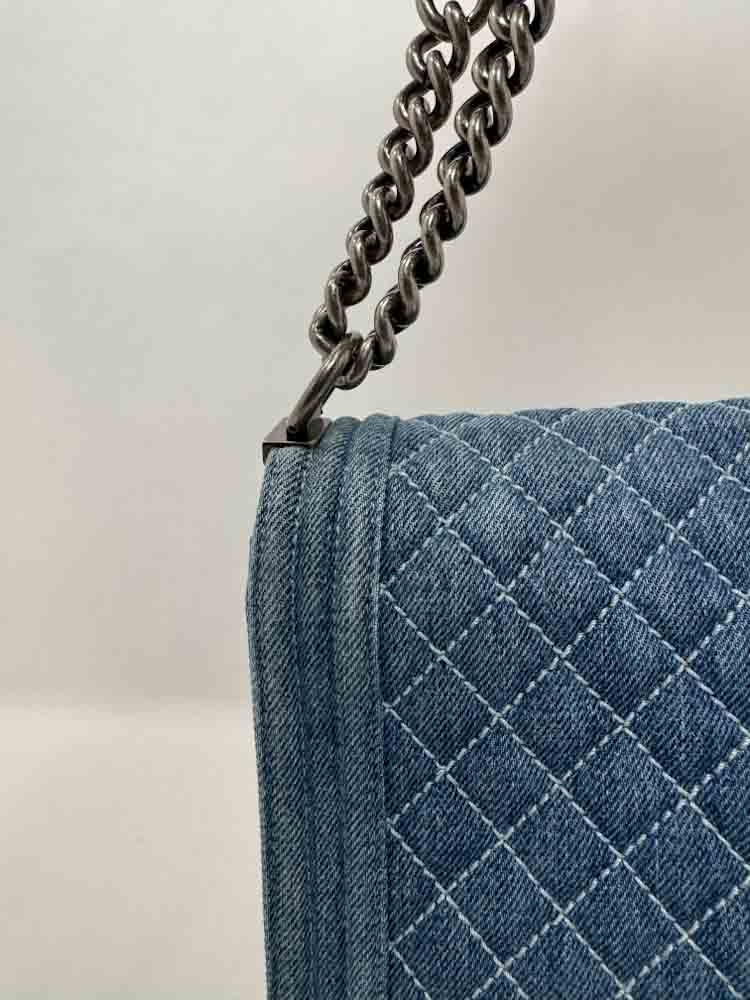 CHANEL-BOYCHANEL-LARGE-BLUE-DENIM-IMG_3277.jpg
