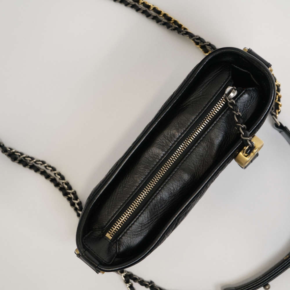 CHANEL-GABRIELLE-SMALL-BLACK-AGEDCALFSKIN-8512 topdown.jpg