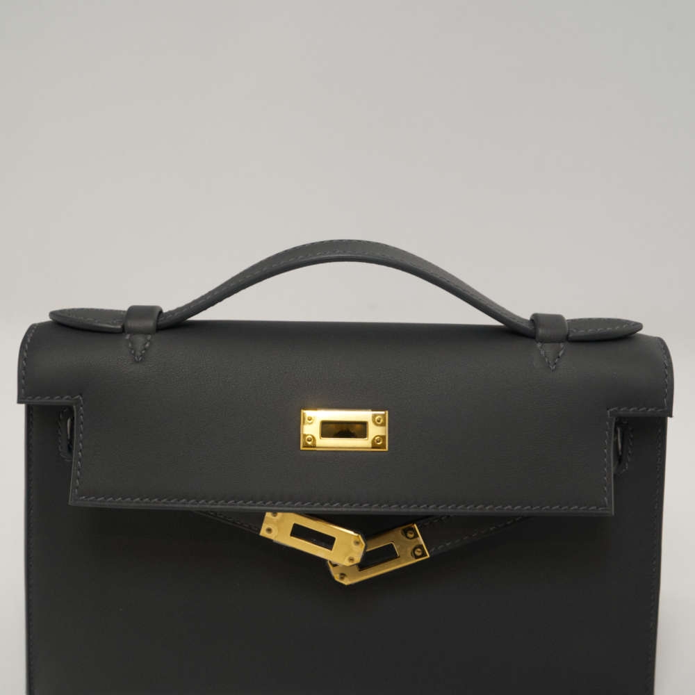 HERMES-KELLYPOCHETTE-MINI-ARDOISE-SWIFT-8501 flap.jpg