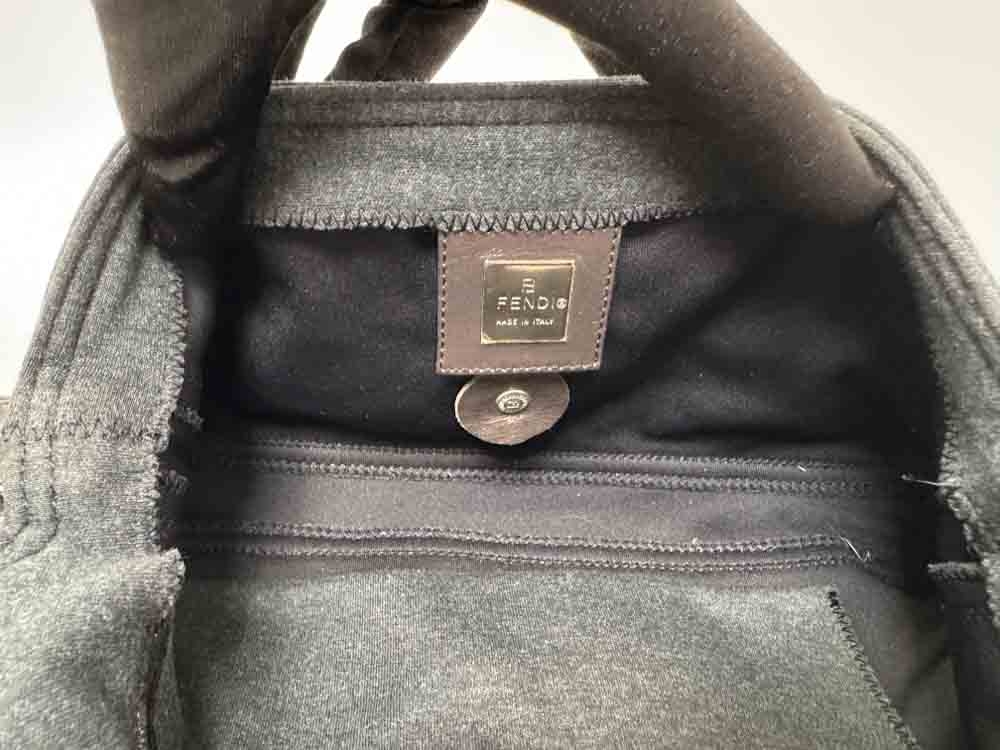 FENDI-BAGUETTESHOULDERBAG-26-GREY-WOOL-IMG_7251.jpg