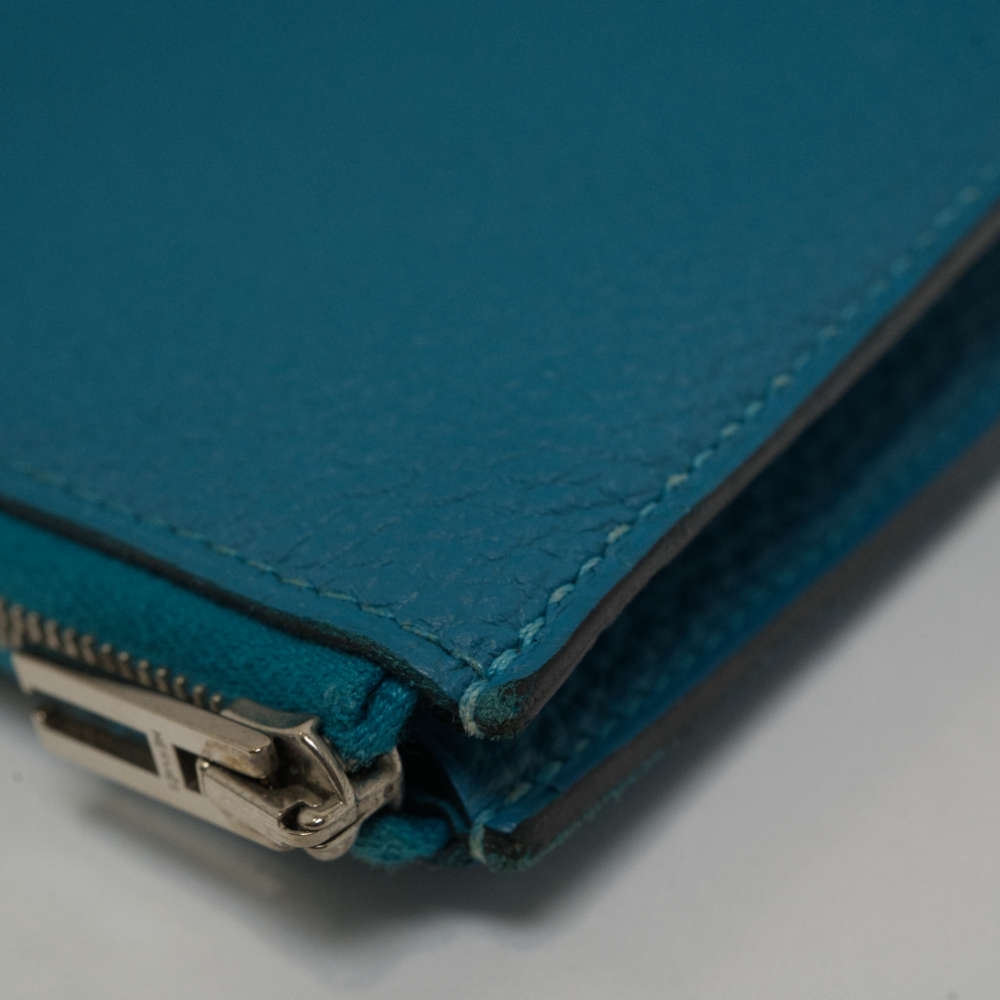 HERMES-AZAPWALLET-GM-BLEU-CLEMENCE-8547 corner3.jpg