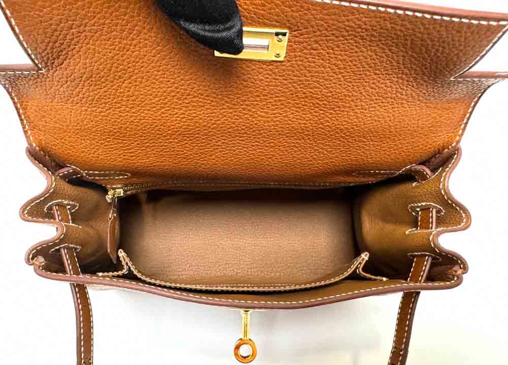 HERMES-KELLYRETOURNE-25-FAUVE-BARENIAFAUBOURG-IMG_6308.jpg