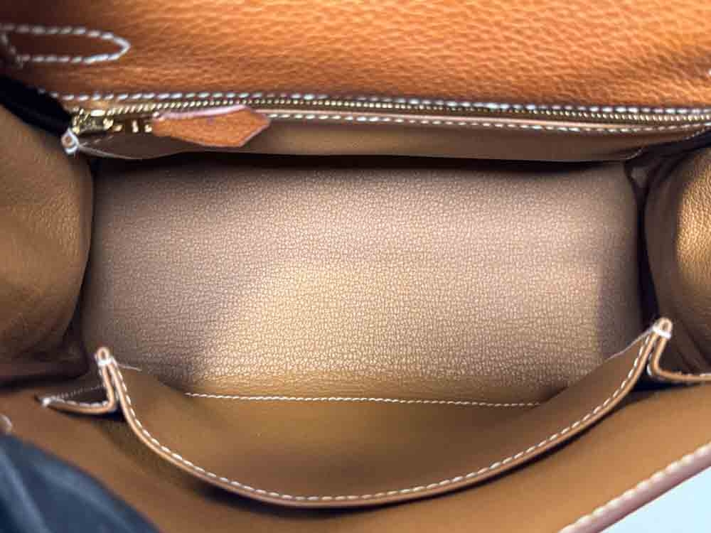 HERMES-KELLYRETOURNE-25-FAUVE-BARENIAFAUBOURG-IMG_6321.jpg