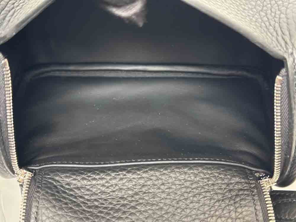 HERMES-LINDY-MINI-BLACK-CLEMENCE-IMG_5898.jpg
