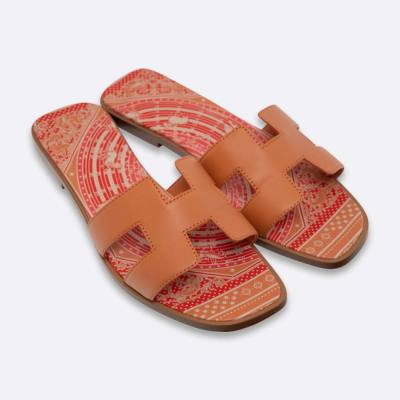 HERMES ORAN EU 37 ORANGE CALF